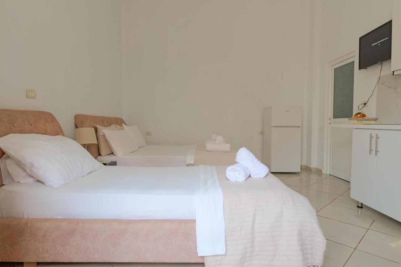 Sunflower Hotel クサミル エクステリア 写真