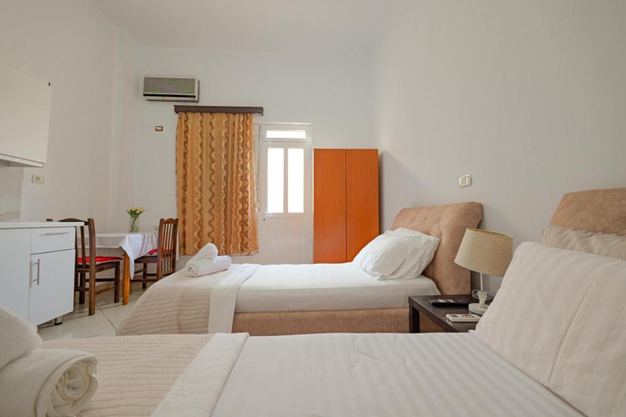Sunflower Hotel クサミル エクステリア 写真